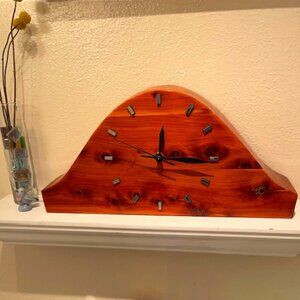 Nice!  Pine Mantle Clock (Battery Movement,  Works!)